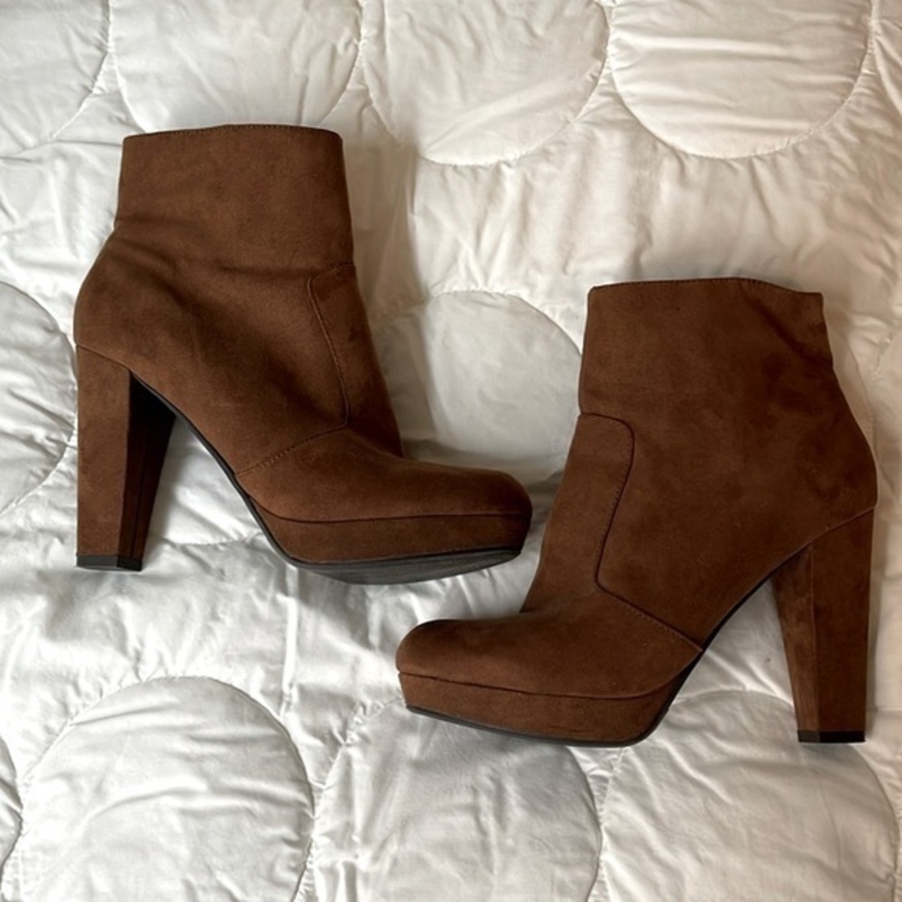 Mossimo Chestnut Platform Ankle Boots